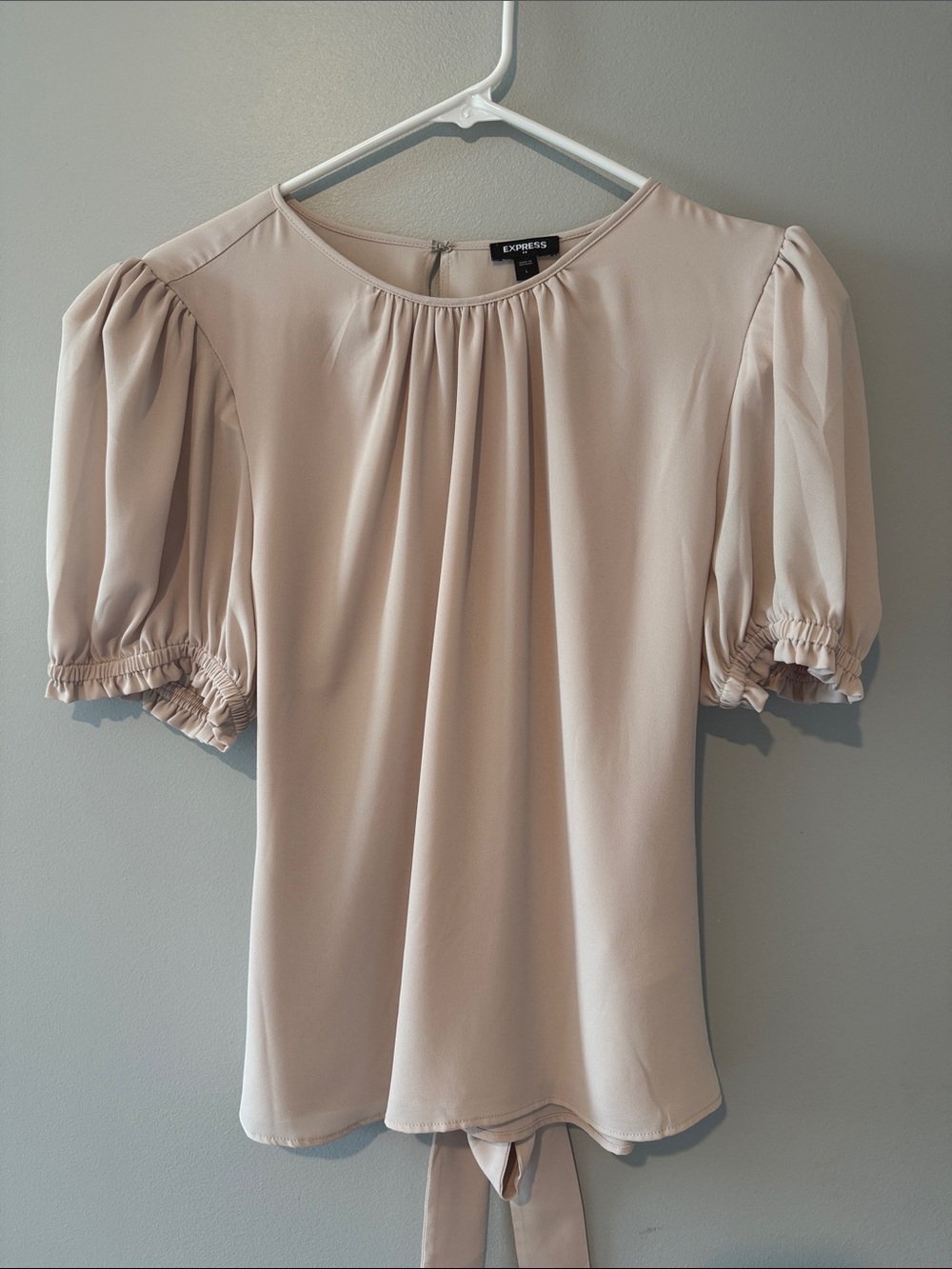 Express Puff-Sleeve Tie-Back Blouse in Light Beige